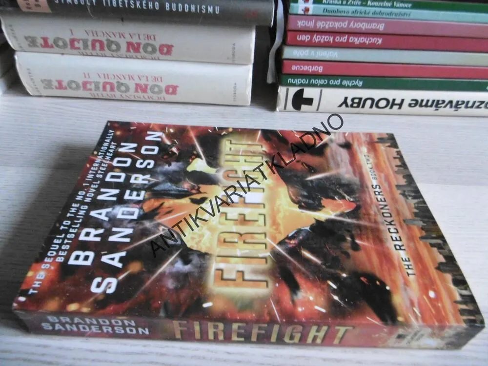 FIREFIGHT, BRANDON SANDERSON, ANGLICKY, **an
