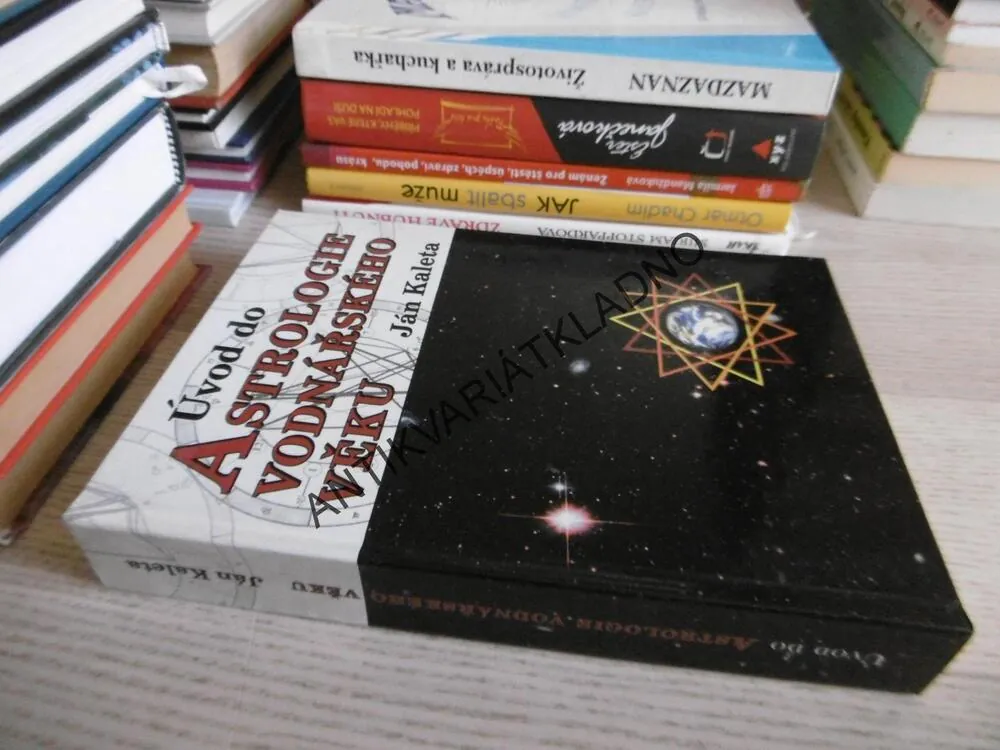 ÚVOD DO ASTROLOGIE VODNÁŘSKÉHO VĚKU, JÁN KALETA, **an