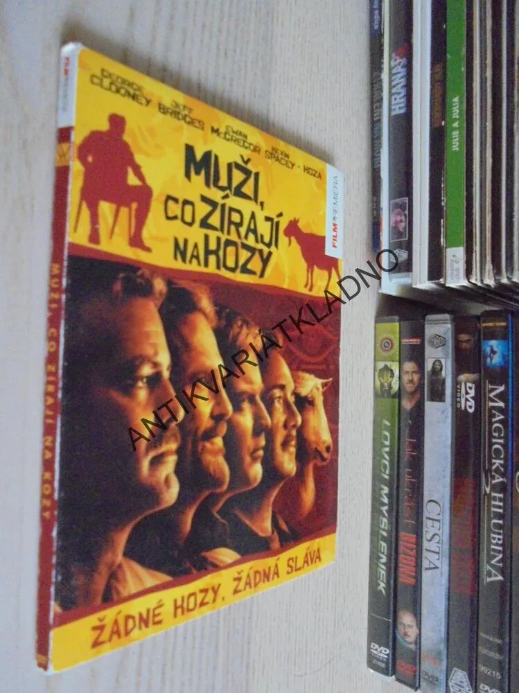 MUŽI, CO ZÍRAJÍ NA KOZY, DVD FILM