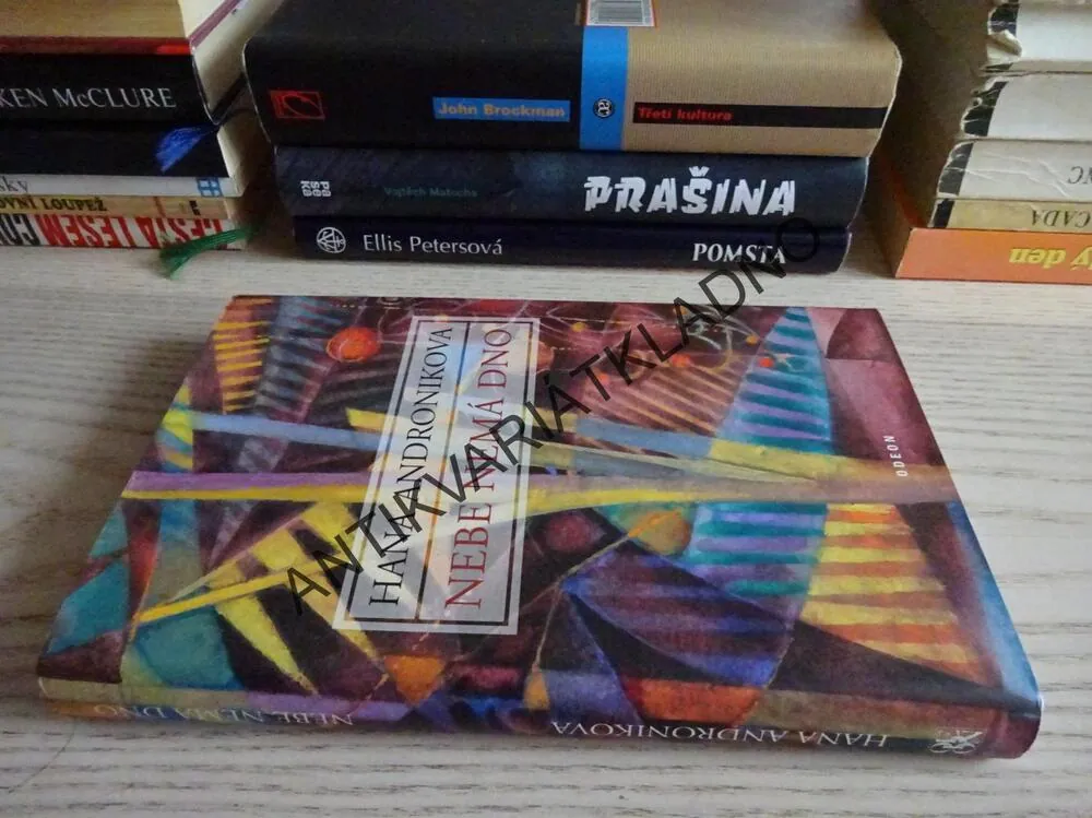 NEBE NEMÁ DNO, HANA ANDRONIKOVA, **an