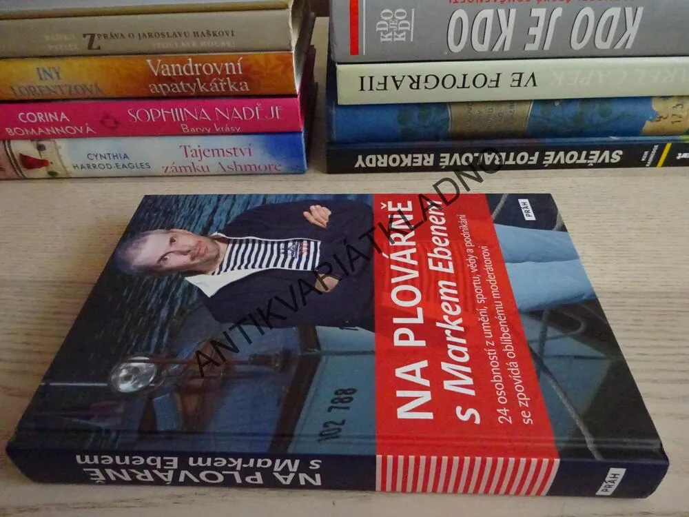 NA PLOVÁRNĚ S MARKEM EBENEM, ROZHOVORY, **an