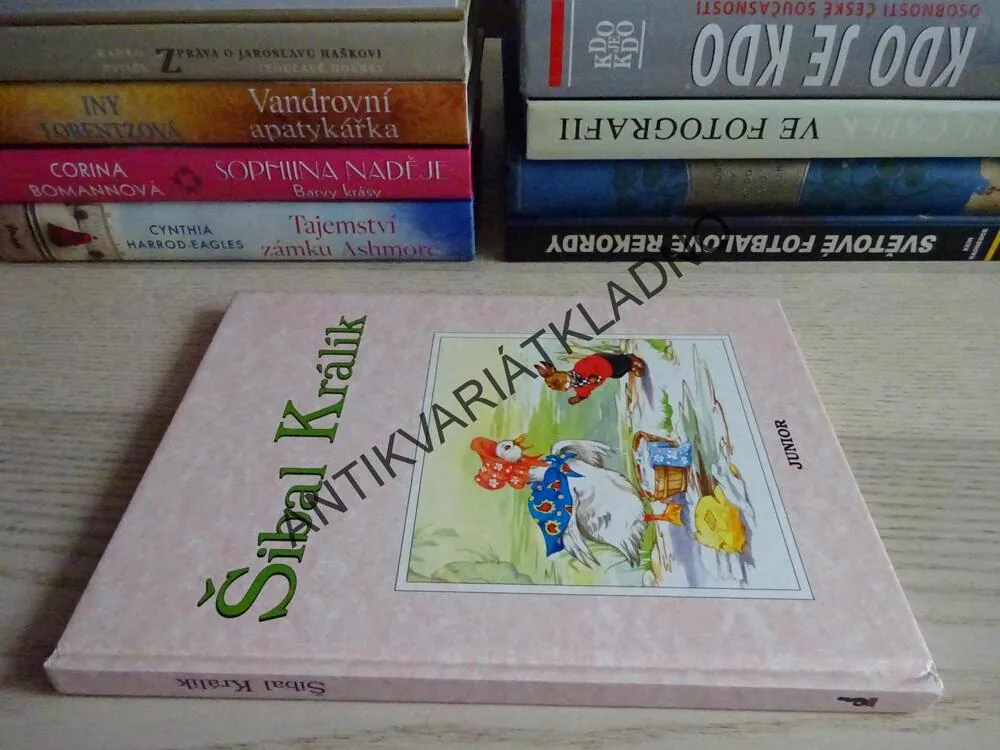 ŠIBAL KRÁLÍK, RENE CLOKE, **an