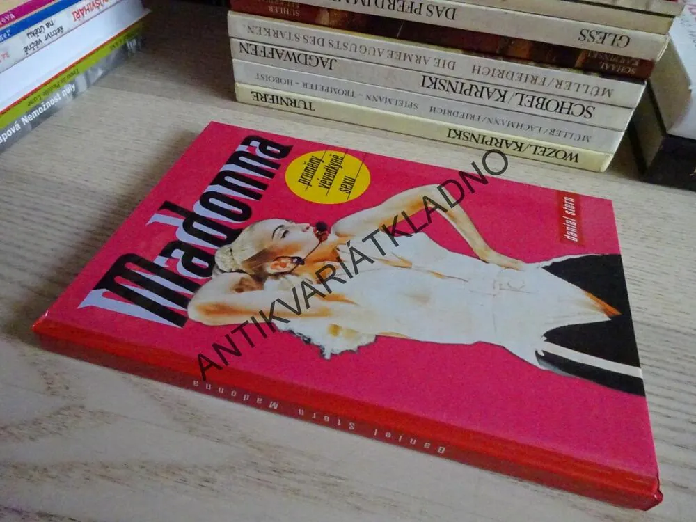 MADONNA, PROMĚNY VÉVODKYNĚ SEXU, DANIEL STERN, **an