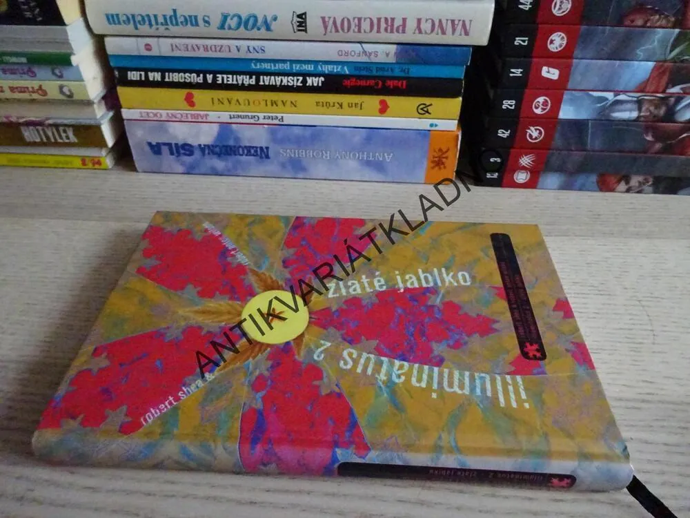 ZLATÉ JABLKO, ILLUMINATUS 2, ROBERT SHEA, ROBERT ANTON WILSON, **an