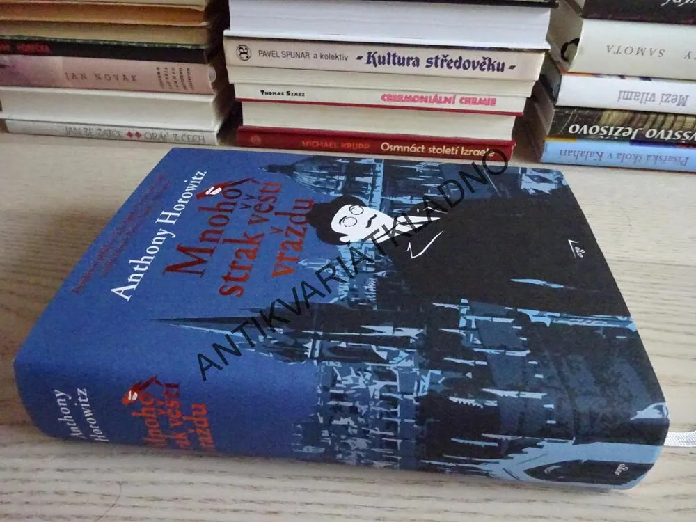 MNOHO STRAK VĚŠTÍ VRAŽDU, ANTHONY HOROWITZ, **an