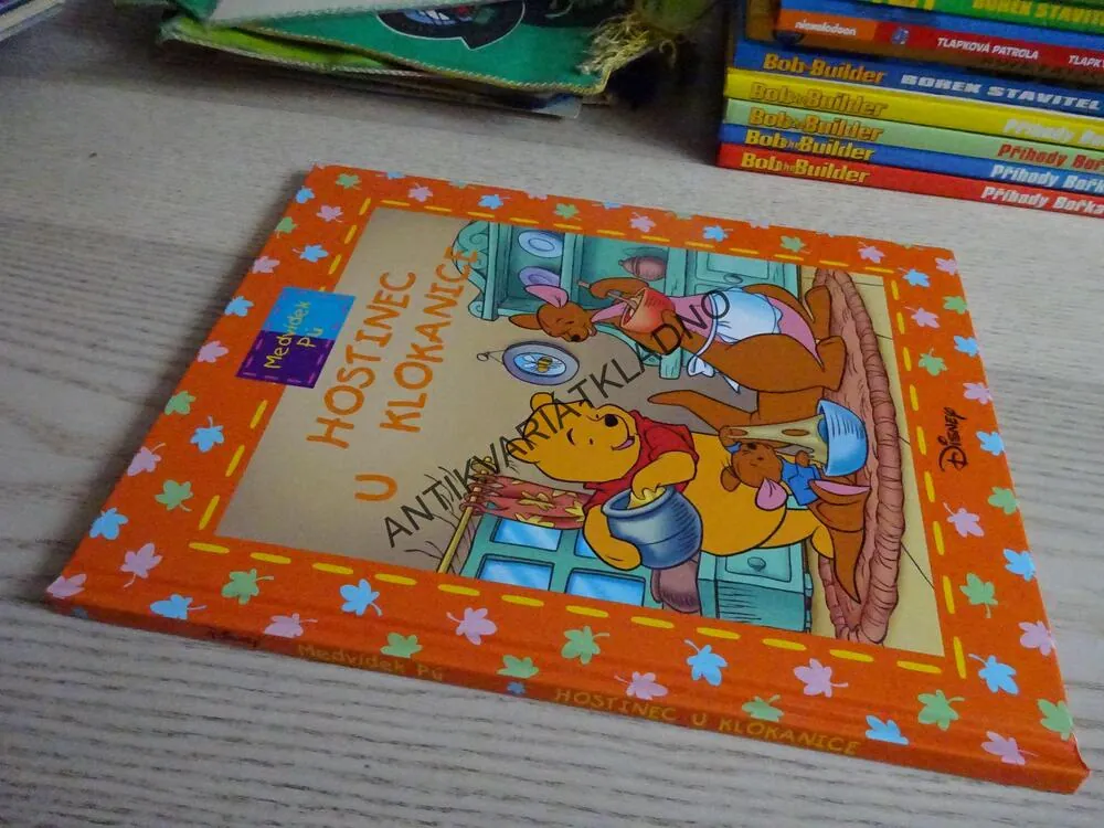 HOSTINEC U KLOKANICE, MEDVÍDEK PÚ, WALT DISNEY, **an