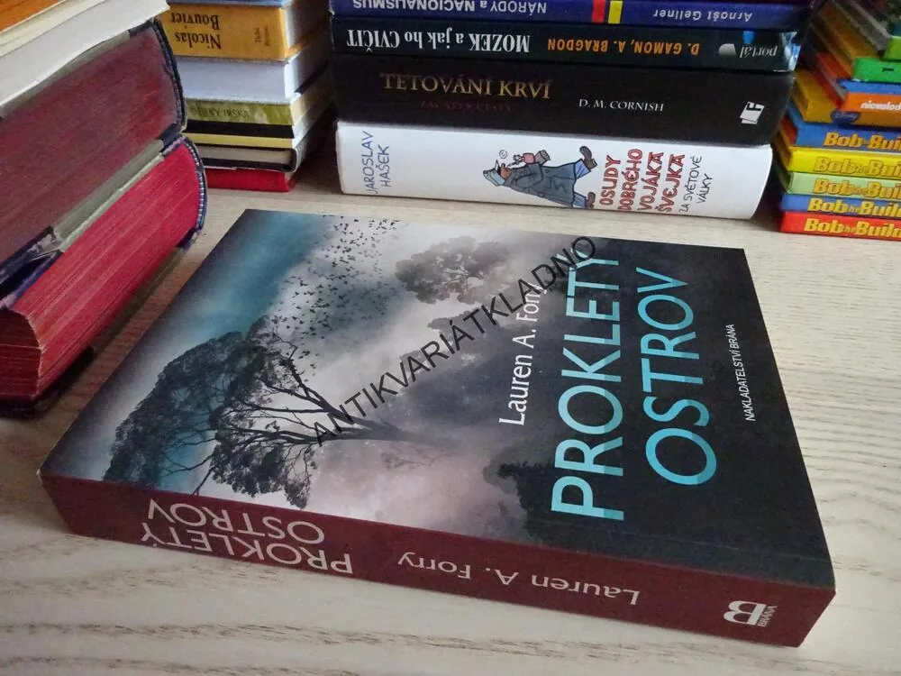 PROKLETÝ OSTROV, LAUREN A. FORRY, **an