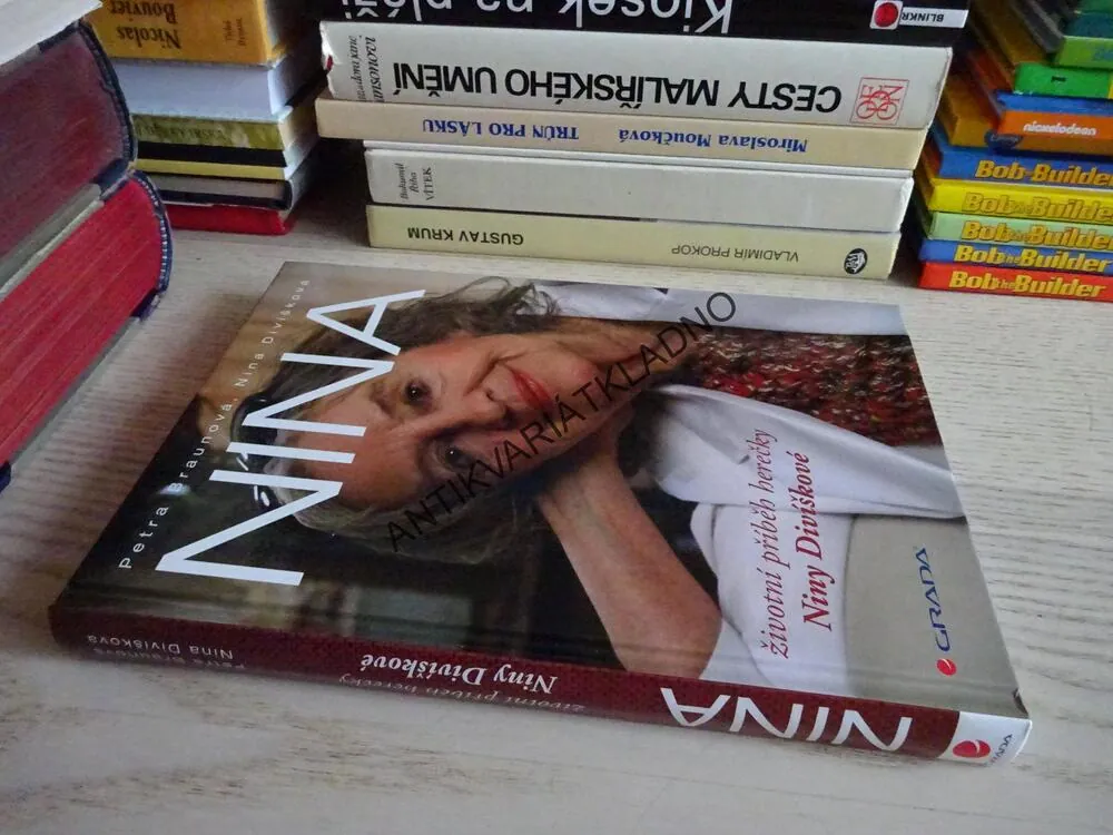 NINA, PETRA BRAUNOVÁ, NINA DIVÍŠKOVÁ, **an