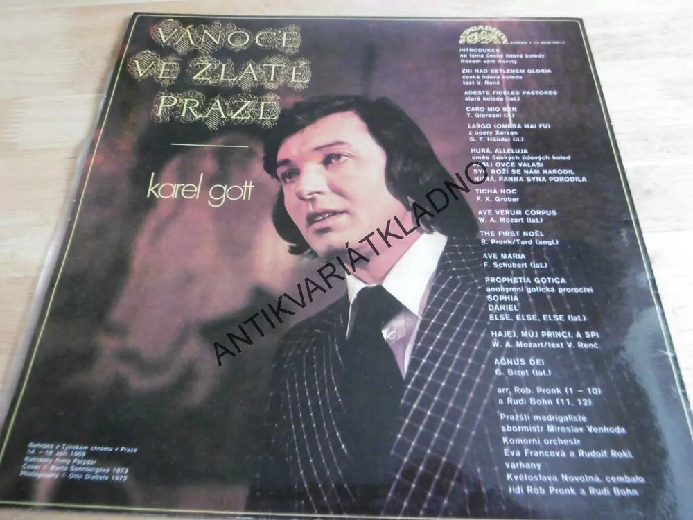GRAMODESKA - VÁNOCE VE ZLATÉ PRAZE, KAREL GOTT