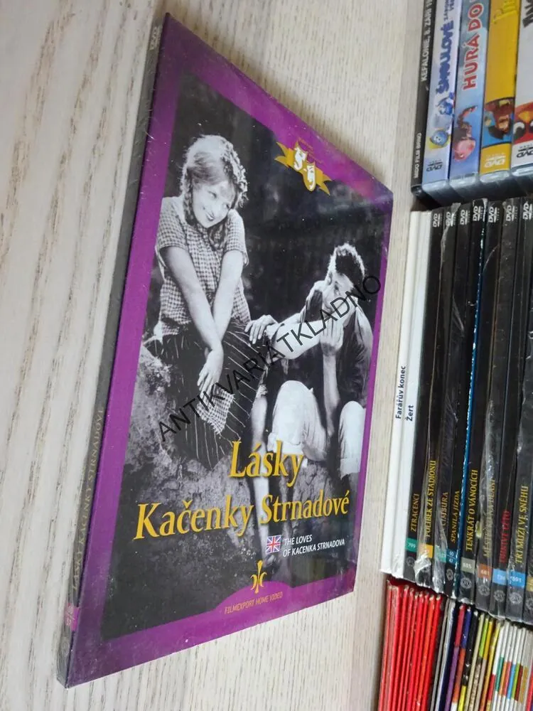 LÁSKY KAČENKY STRNADOVÉ, DVD FILM 