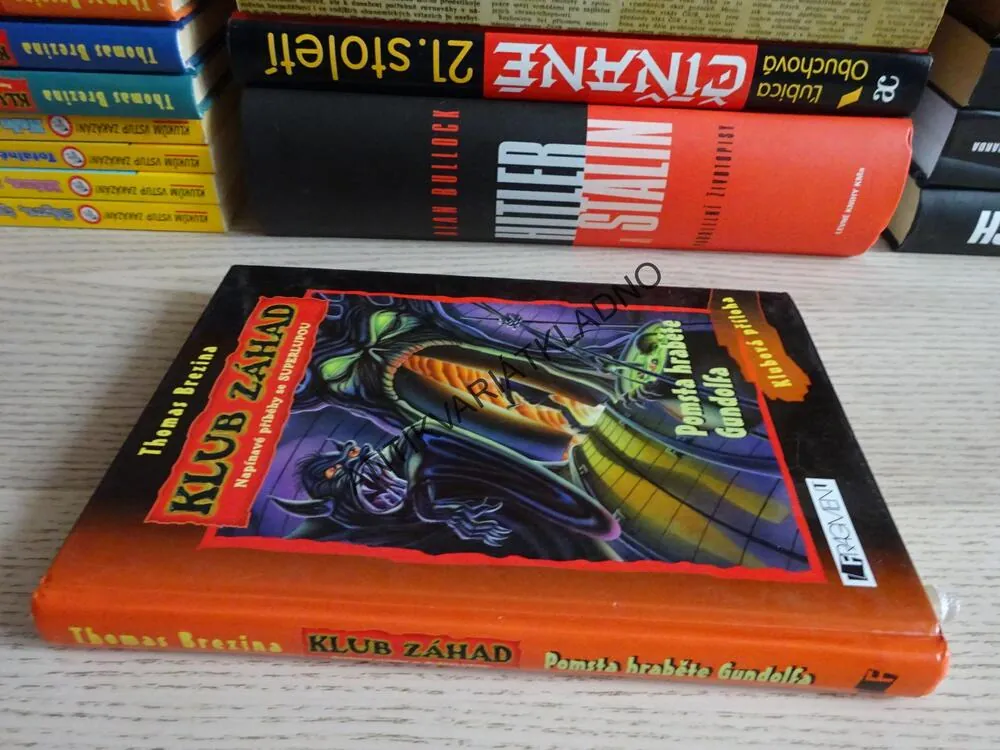KLUB ZÁHAD, POMSTA HRABĚTE GUNDOLFA, CHYBÍ LUPA, THOMAS BREZINA, **an