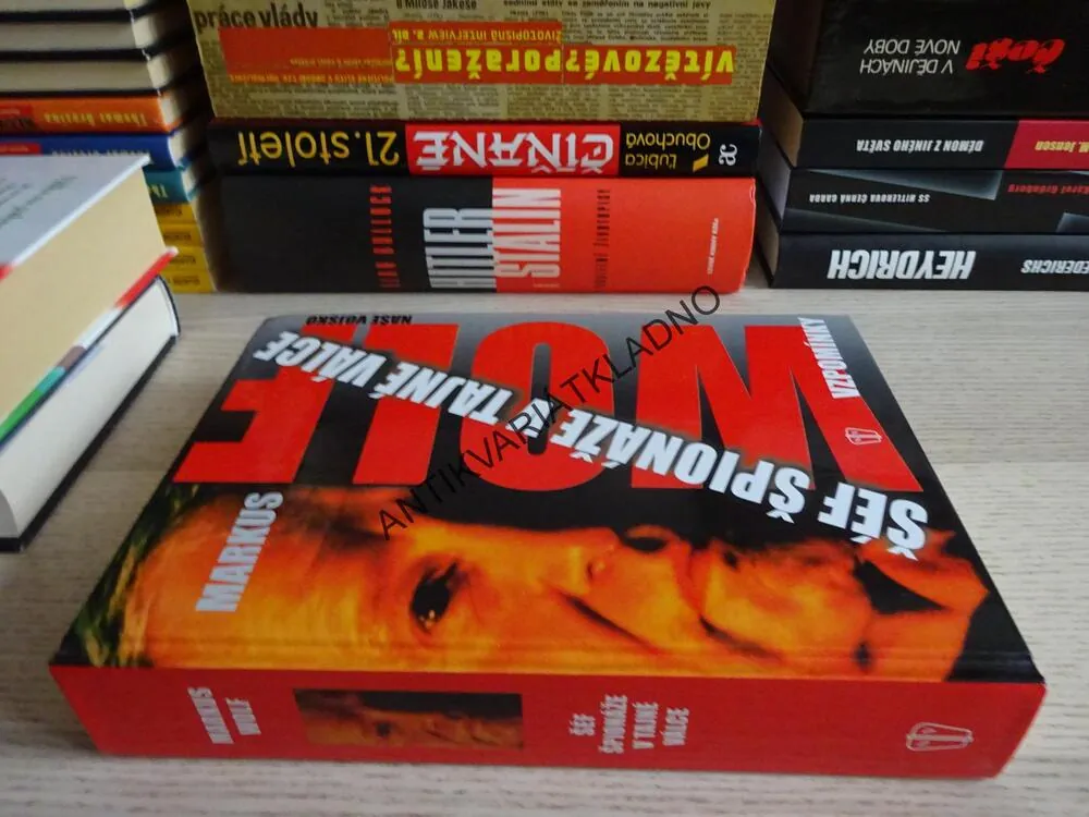 ŠÉF ŠPIONÁŽE V TAJNÉ VÁLCE, VZPOMÍNKY, MARKUS WOLF, **an