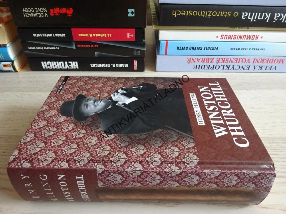WINSTON CHURCHILL, HENRY PELLING, **an