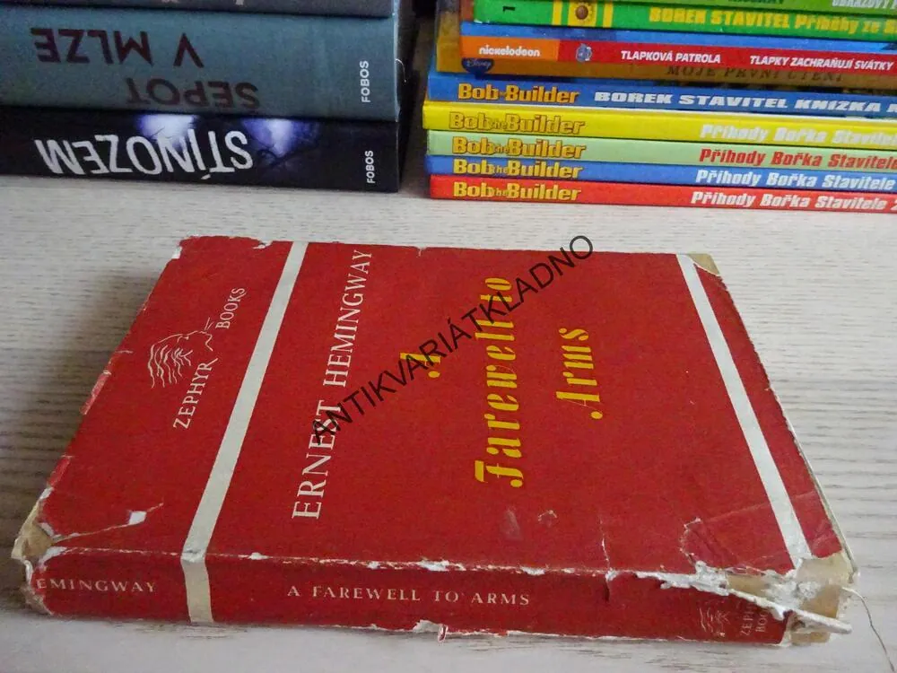 A FAREWELL TO ARMS, ERNEST HEMINGWAY, ANGLICKY