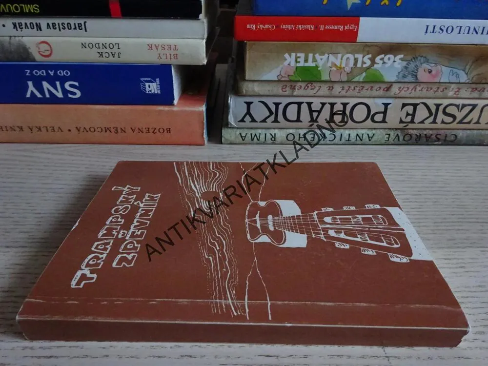 TRAMPSKÝ ZPĚVNÍK, ZPĚVNÍK, NOTY, TEXTY, **an