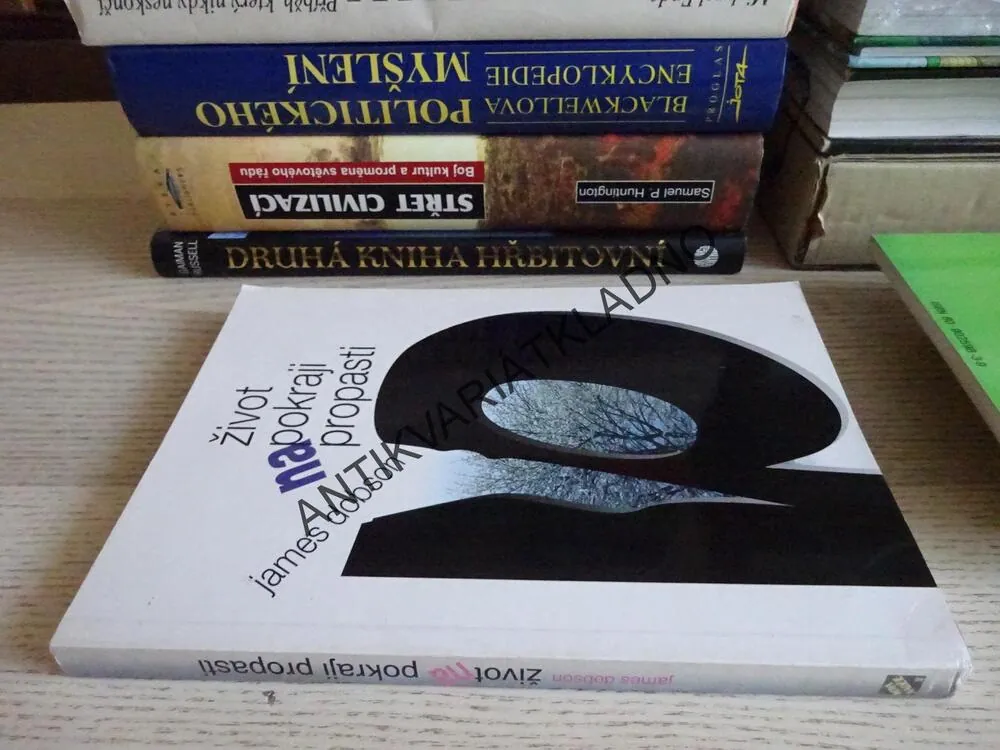ŽIVOT NA POKRAJI PROPASTI, JAMES DOBSON, **an
