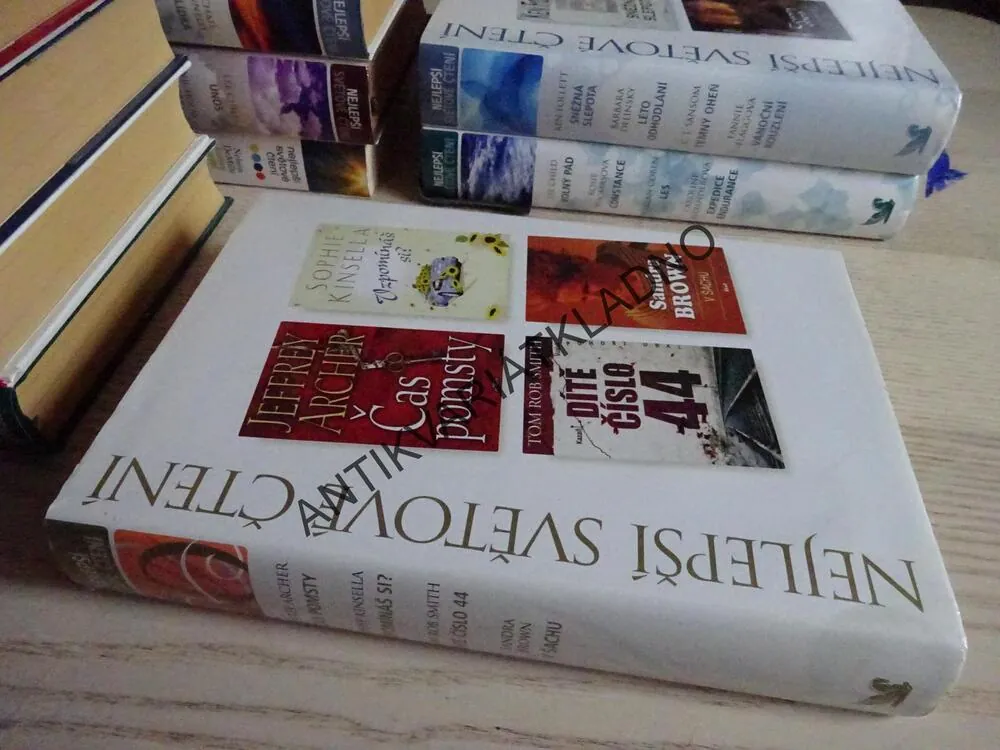ČAS POMSTY - ARCHER, VZPOMÍNÁŠ SI? - KINSELLA, DÍTĚ ČÍSLO 44 - SMITH, V ŠACHU - BROWN, **an
