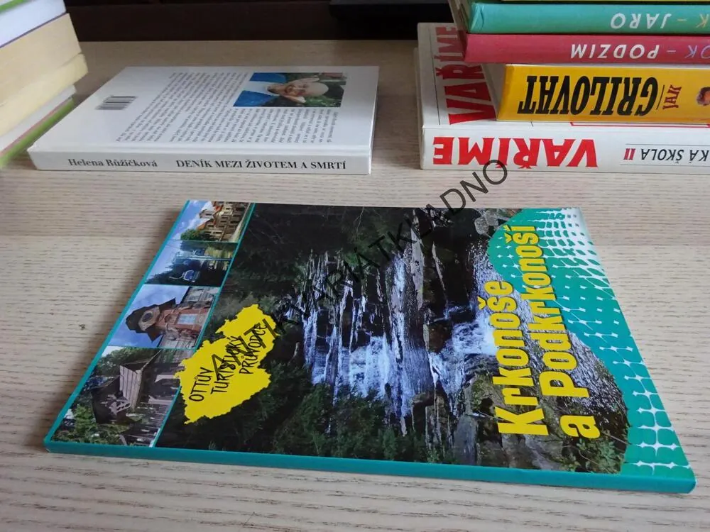 KRKONOŠE A PODKRKONOŠÍ, OTTŮV TURISTICKÝ PRŮVODCE, **an