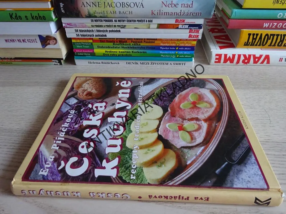 ČESKÁ KUCHYNĚ, EVA PIJÁČKOVÁ, **an