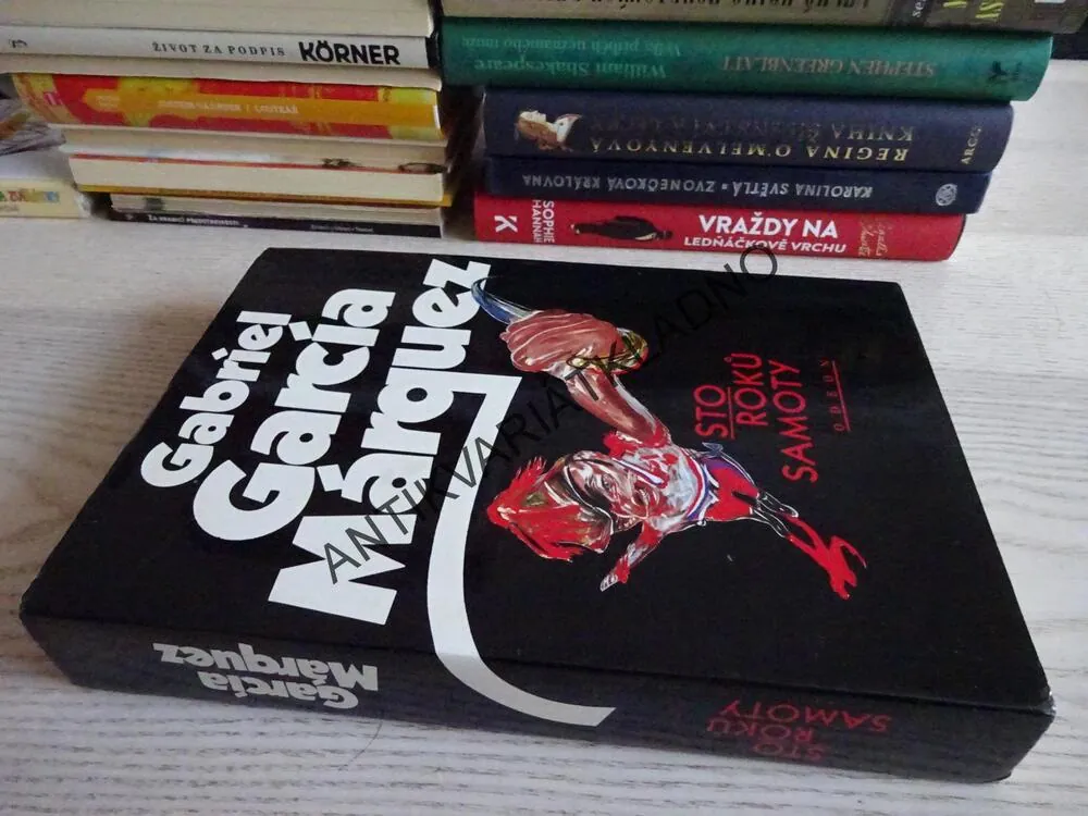 STO ROKŮ SAMOTY, GABRIEL GARCÍA MÁRQUEZ, **an