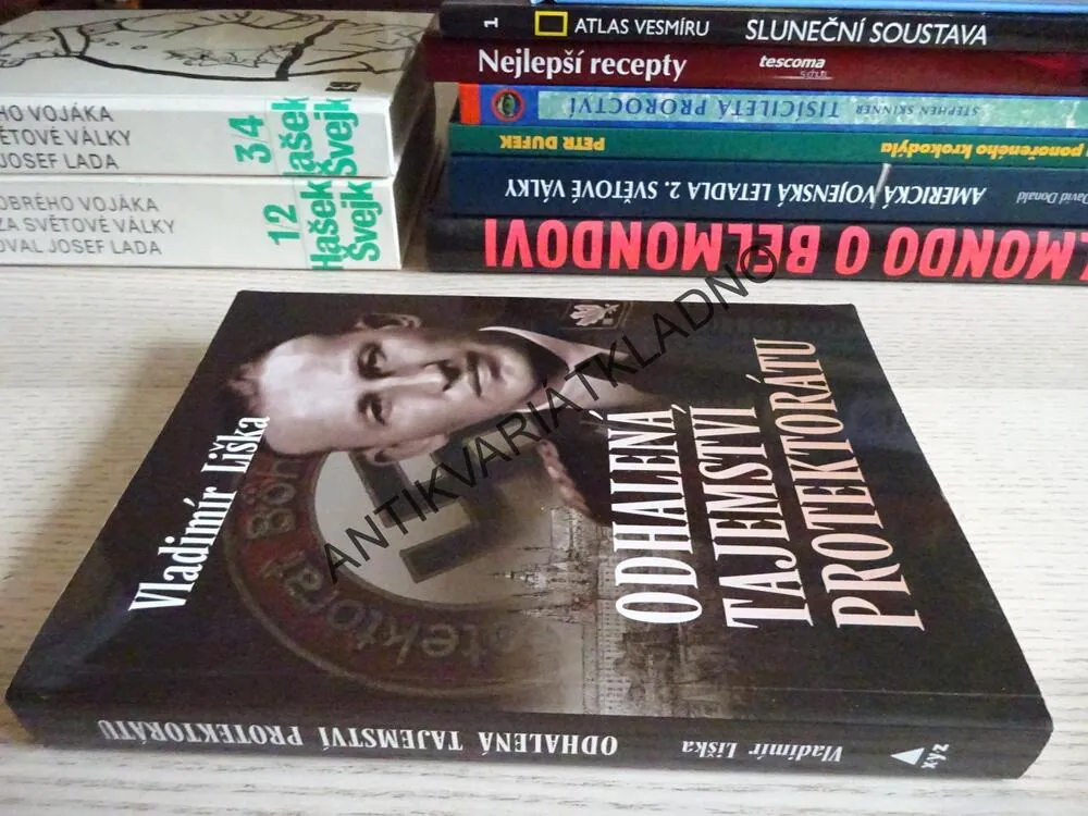 ODHALENÁ TAJEMSTVÍ PROTEKTORÁTU, VLADIMÍR LIŠKA, **an