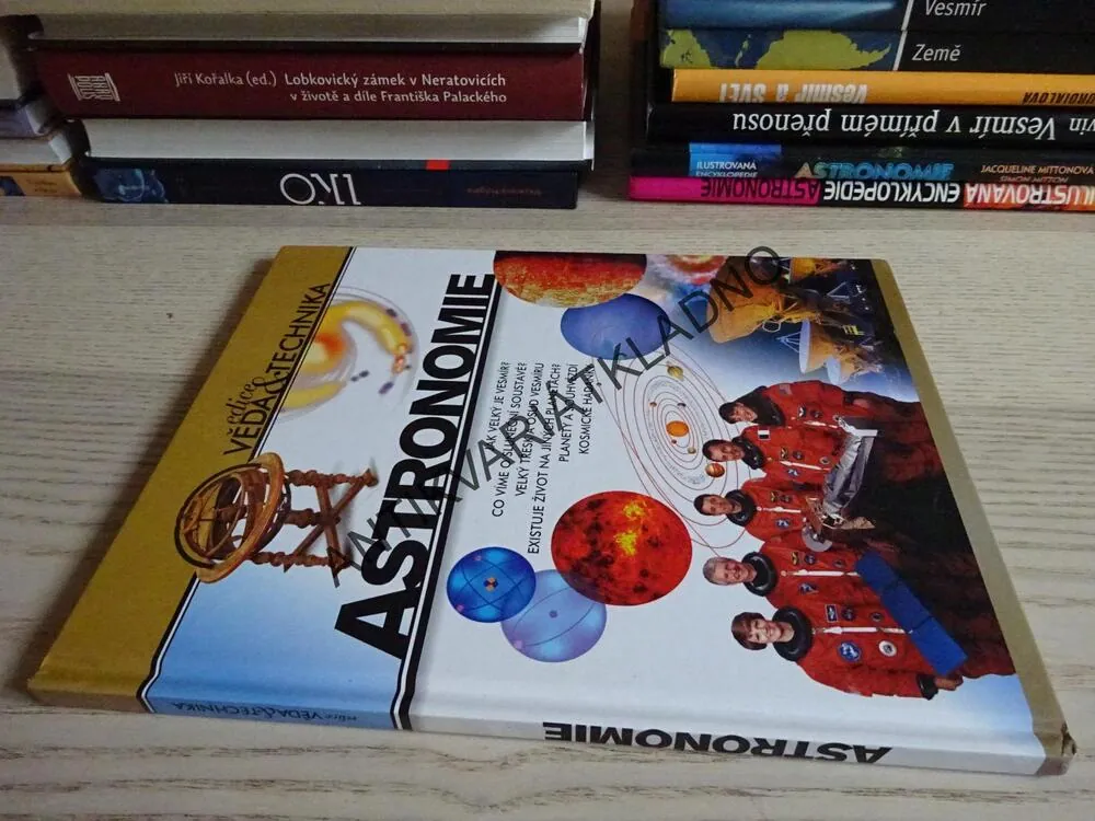 ASTRONOMIE, TERRY MAHONEY, **an