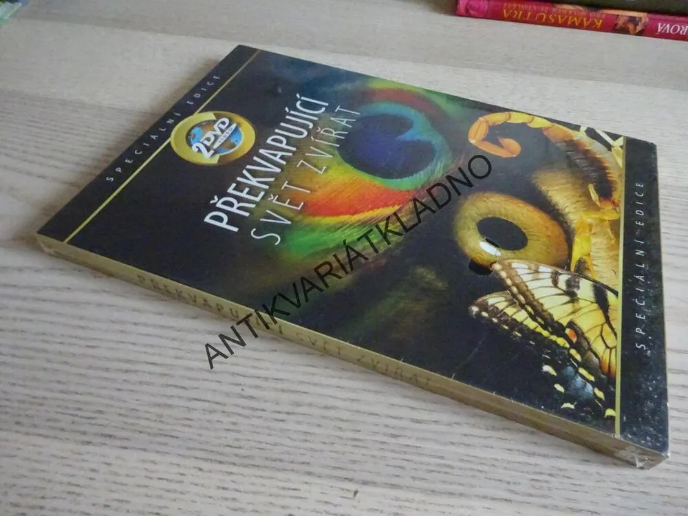 PŘEKVAPUJÍCÍ SVĚT ZVÍŘAT, 2 DVD FILM V DÁRKOVÉM BALENÍ,
