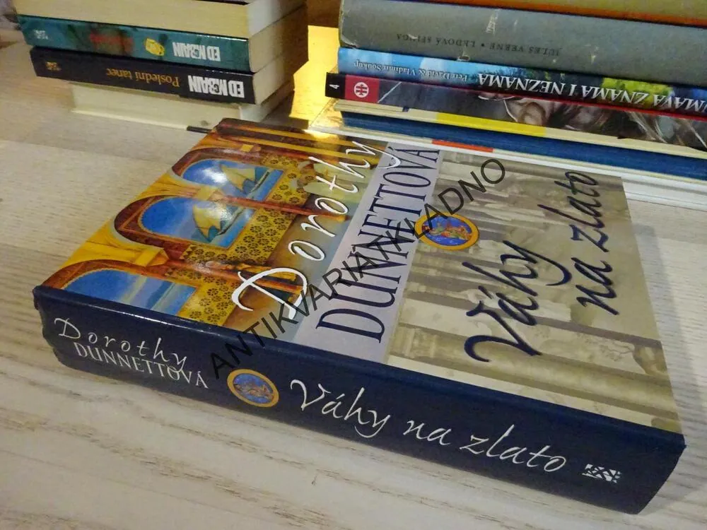 VÁHY NA ZLATO, DOROTHY DUNNETTOVÁ, **an