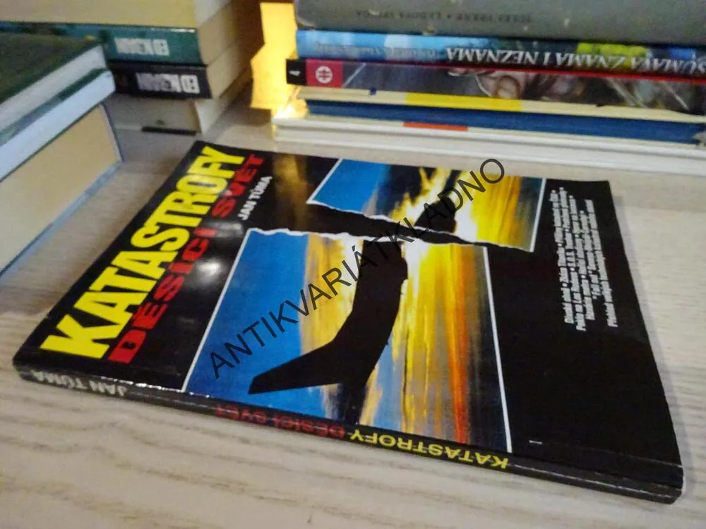 KATASTROFY DĚSÍCÍ SVĚT, JAN TŮMA, **an