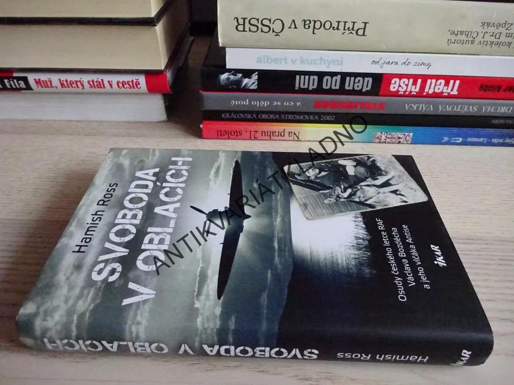 SVOBODA V OBLACÍCH, HAMISH ROSS, **an