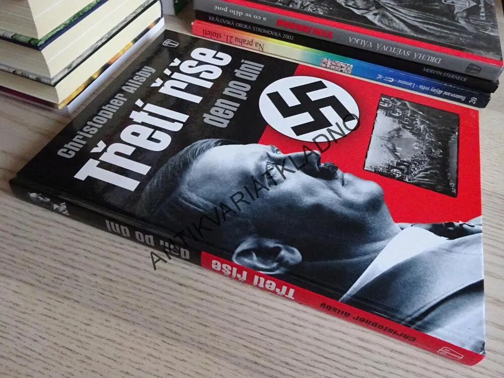 TŘETÍ ŘÍŠE DEN PO DNI, CHRISTOPHER AILSBY, **an