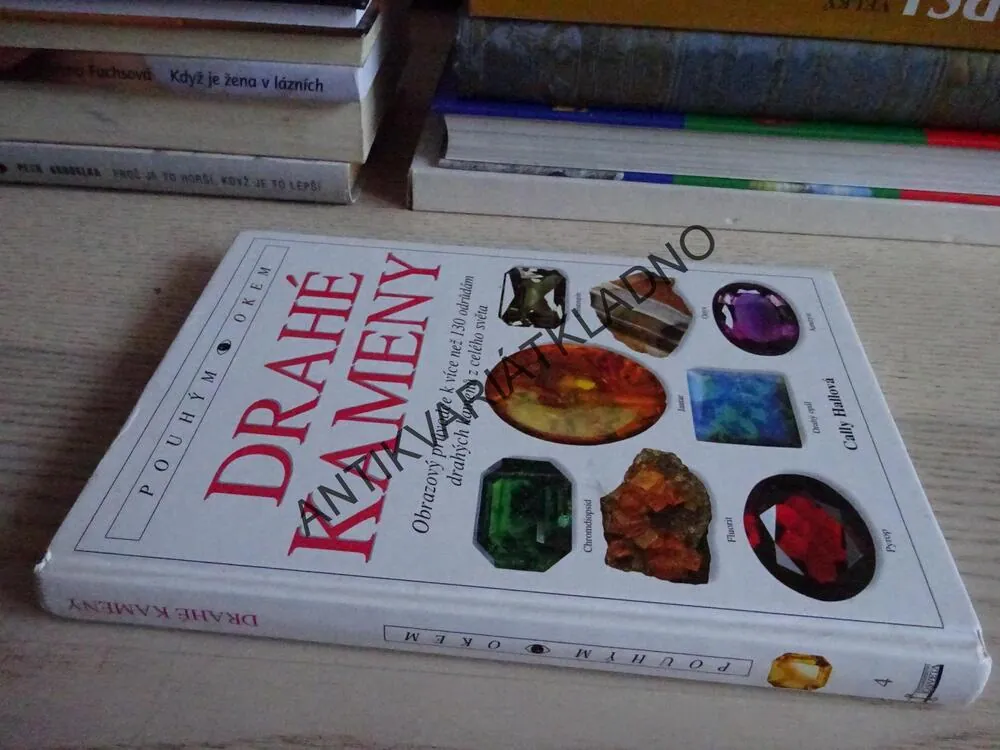 DRAHÉ KAMENY, CALLY HALLOVÁ, **an