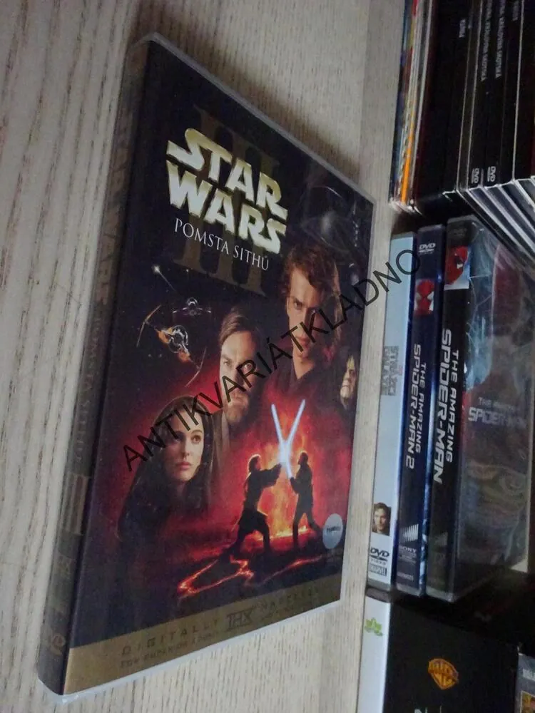 STAR WARS III: POMSTA SITHŮ, DVD FILM