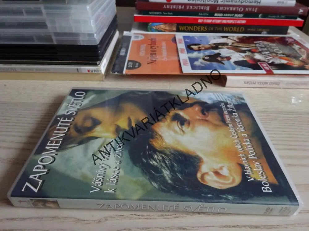 ZAPOMENUTÉ SVĚTLO, DVD FILM