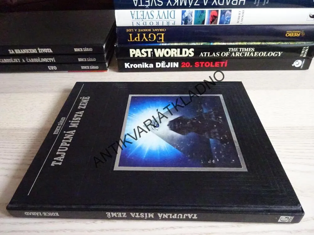 TAJUPLNÁ MÍSTA ZEMĚ, EDICE ZÁHAD, **an