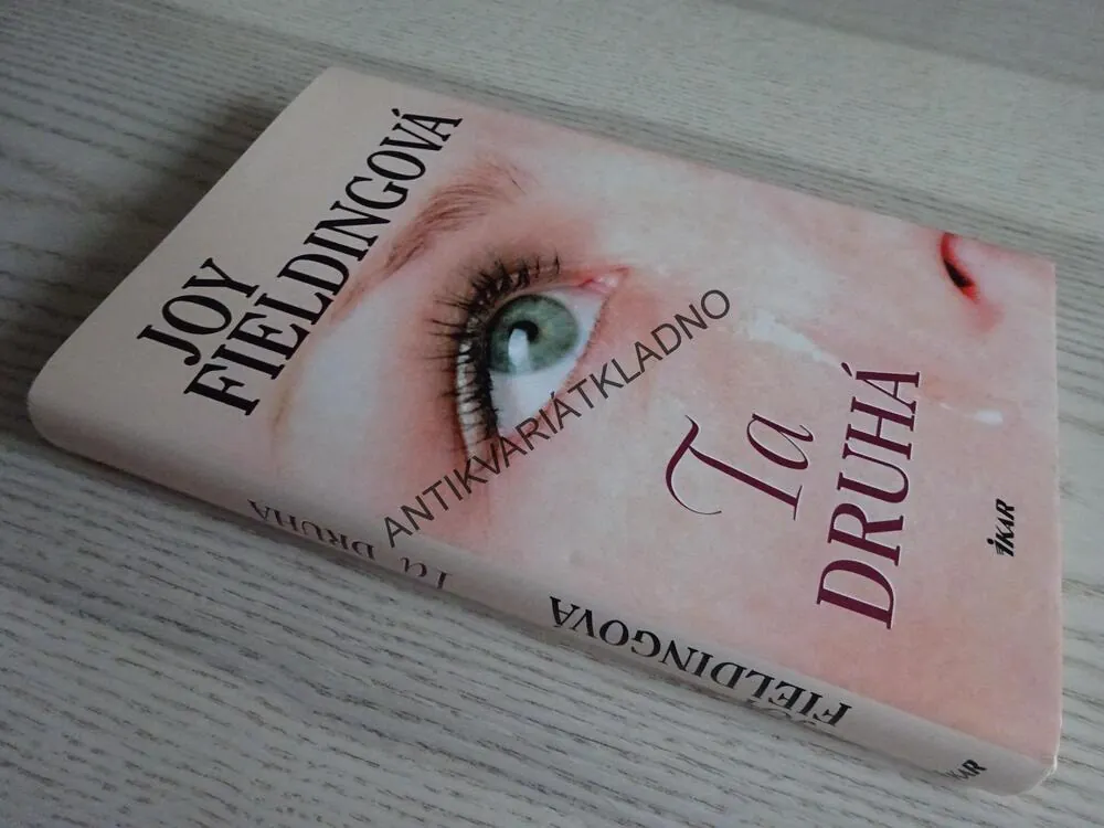 TA DRUHÁ, JOY FIELDINGOVÁ, **an