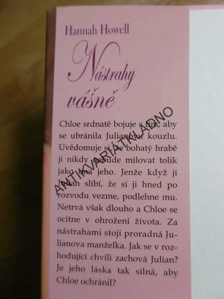 NÁSTRAHY VÁŠNĚ, HANNAH HOWELL