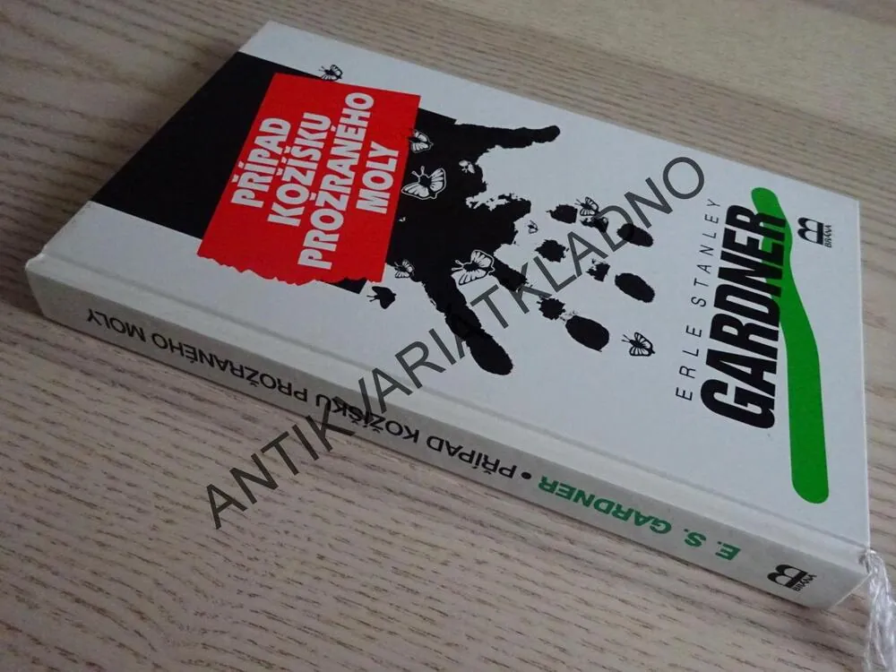 PŘÍPAD KOŽÍŠKU PROŽRANÉHO MOLY, ERLE STANLEY GARDNER, **an