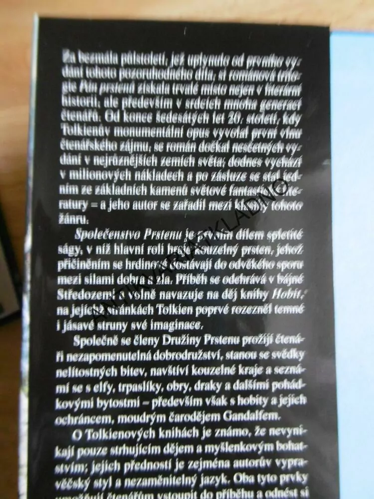 PÁN PRSTENŮ, SPOLEČENSTVO PRSTENU, J.R.R. TOLKIEN, **an