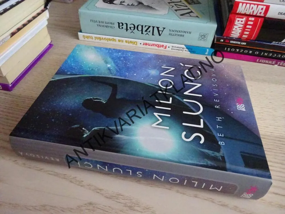 MILION SLUNCÍ, BETH REVISOVÁ, **an