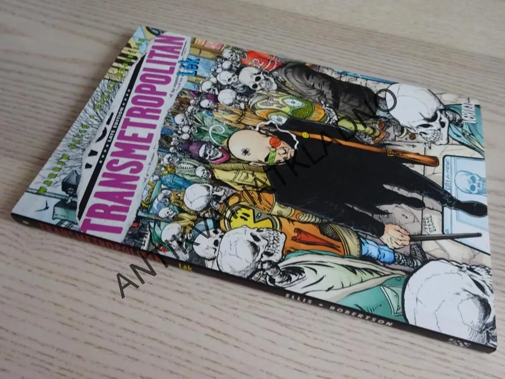 TRANSMETROPOLITAN, LÉK, WARREN ELLIS, DARICK ROBERTSON, **an