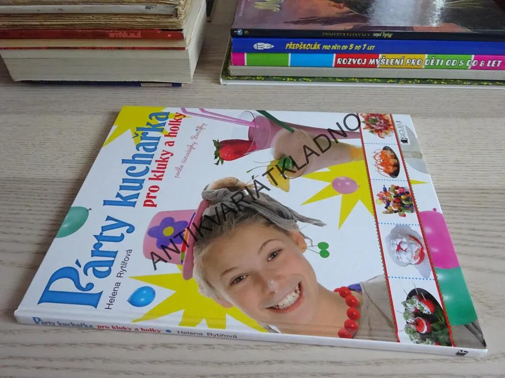 PÁRTY KUCHAŘKA PRO KLUKY A HOLKY PODLE ČARODĚJKY BORŮFKY, HELENA RYTÍŘOVÁ, **an