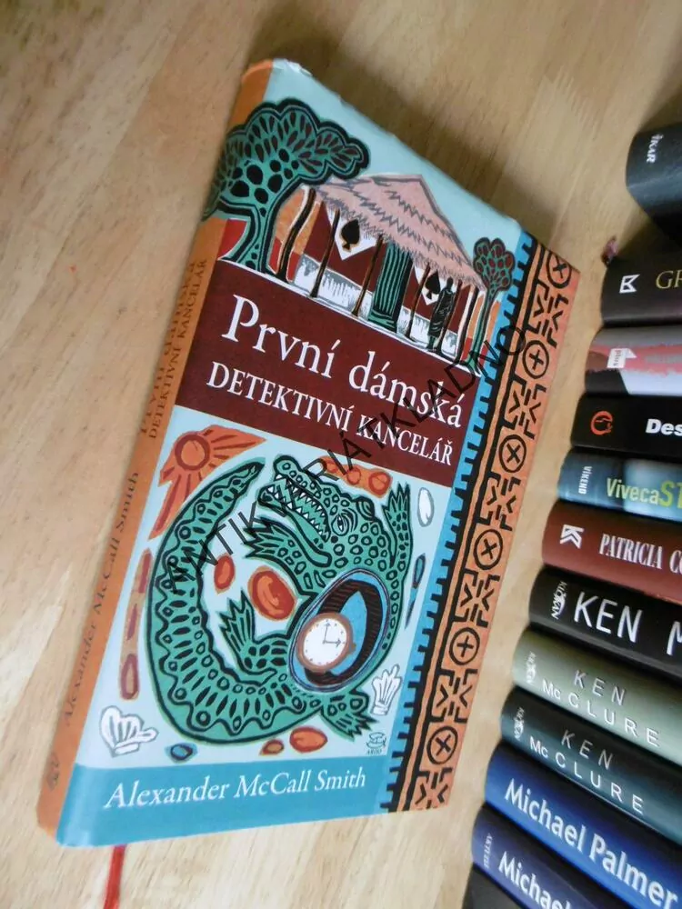 PRVNÍ DÁMSKÁ DETEKTIVNÍ KANCELÁŘ, ALEXANDER MCCALL SMITH, **an