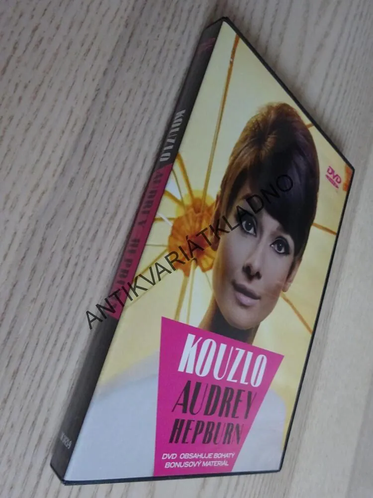 KOUZLO AUDREY HEPBURN, DVD FILM