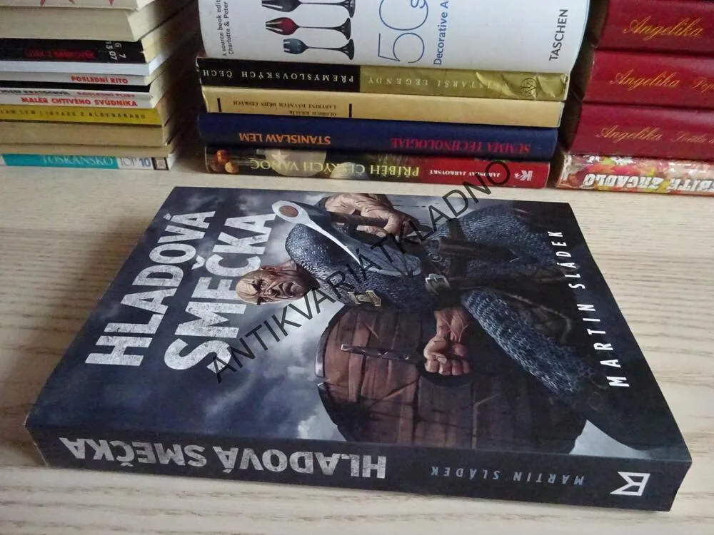 HLADOVÁ SMEČKA, MARTIN SLÁDEK, **an
