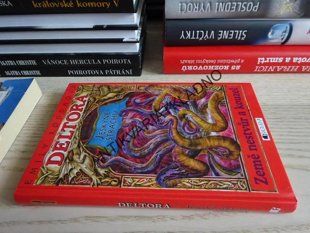 BÁJNÁ ZEMĚ DELTORA, ZEMĚ NESTVŮR A KOUZEL, JESKYNĚ STRACHU, EMILY RODDAOVÁ, **an