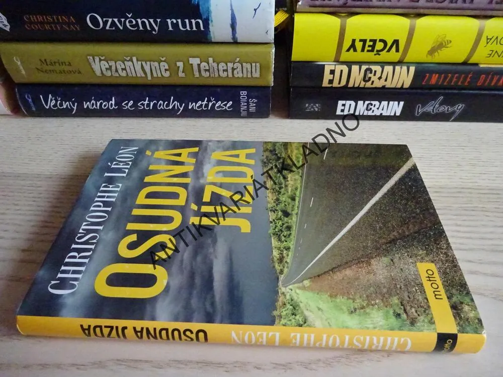 OSUDNÁ JÍZDA, CHRISTOPHE LÉON, **an