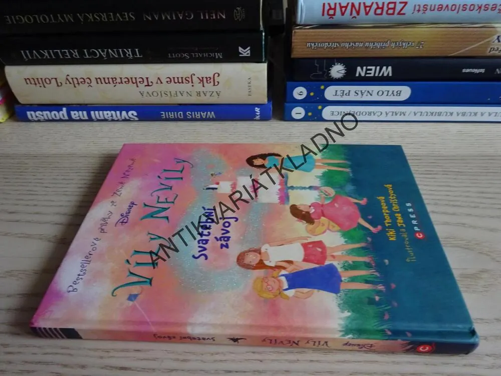 VÍLY NEVÍLY, SVATEBNÍ ZÁVOJ, WALT DISNEY, KIKI THORPEOVÁ, **an