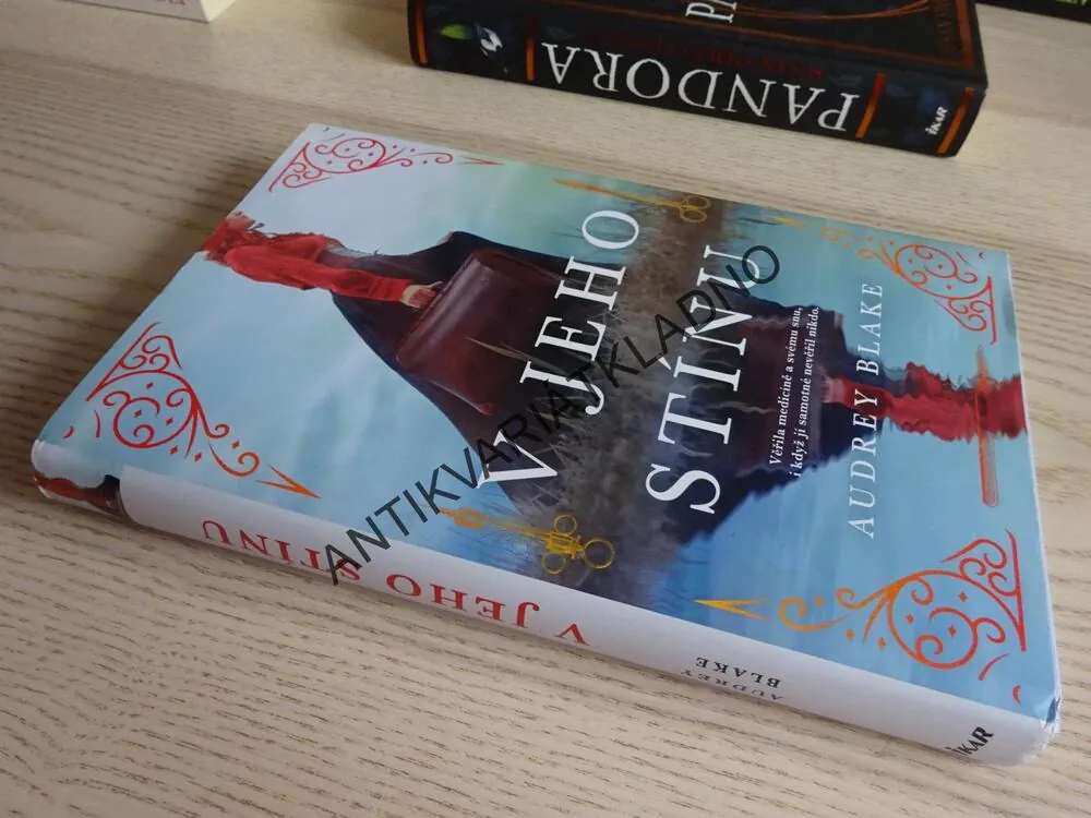V JEHO STÍNU, AUDREY BLAKE, **an
