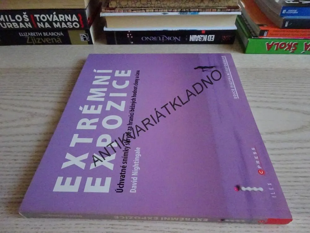 EXTRÉMNÍ EXPOZICE, DAVID NIGHTGALE, **an